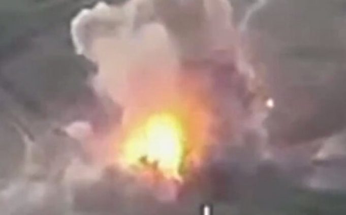 Підрив російської БМП на мінному загородженні в районі Урожайного на Донеччині. ВIДЕО Підрив-російської-БМП-на-мінному-загородженні-в-районі-Урожайного-на-Донеччині.-ВiДЕО