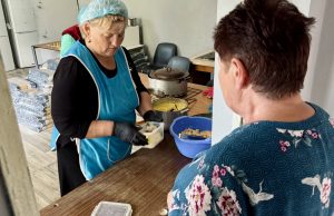 На 15 мікрорайоні відновлює роботу благодійна їдальня На-15-мікрорайоні-відновлює-роботу-благодійна-їдальня