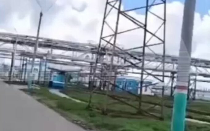 БПЛА атакували НПЗ у російському Башкортостані. ВIДЕО БПЛА-атакували-НПЗ-у-російському-Башкортостані.-ВiДЕО