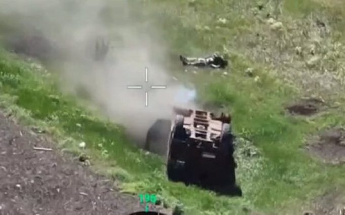 Бійці бригади НГУ “Спартан” FPV-дронами знищують окупантів на Запорізькому напрямку. ВIДЕО Бійці-бригади-НГУ-“Спартан”-fpv-дронами-знищують-окупантів-на-Запорізькому-напрямку.-ВiДЕО