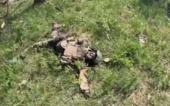 Бійці 3 ОШБр зачистили ворожі позиції та ліквідували сотню окупантів: “Ого, ти вже розпух, а... Бійці-3-ОШБр-зачистили-ворожі-позиції-та-ліквідували-сотню-окупантів:-“Ого,-ти-вже-розпух,-а.