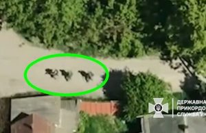 Пряме влучання міни у трьох окупантів. ВIДЕО Пряме-влучання-міни-у-трьох-окупантів.-ВiДЕО