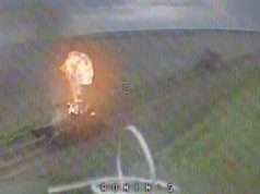 Сили оборони знищили російську БМП-2 разом з десантом. ВIДЕО Сили-оборони-знищили-російську-БМП-2-разом-з-десантом.-ВiДЕО