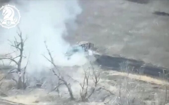 Протитанкісти знищили техніку ворога та прикрили нашу піхоту. ВIДЕО Протитанкісти-знищили-техніку-ворога-та-прикрили-нашу-піхоту.-ВiДЕО