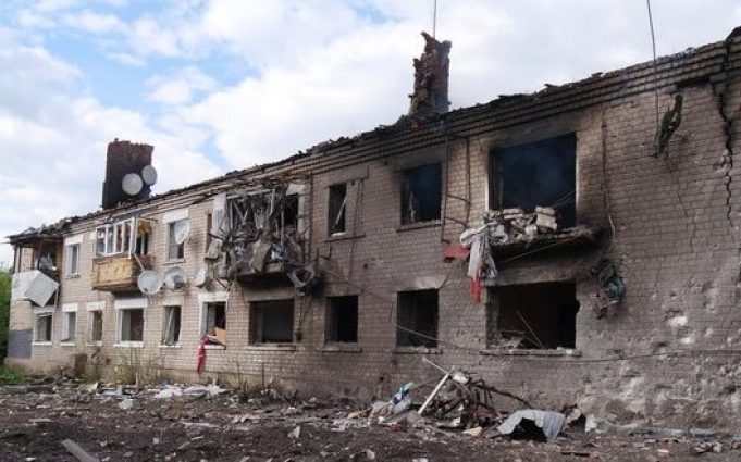 Ситуація у Вовчанську вкрай складна, ворог займає позиції на вулицях міста, – керівник ГУ НП... Ситуація-у-Вовчанську-вкрай-складна,-ворог-займає-позиції-на-вулицях-міста,-–-керівник-ГУ-НП.