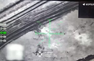 Прикордонники знищили на Донеччині російський РЛС “Зоопарк-1”. ВIДЕО Прикордонники-знищили-на-Донеччині-російський-РЛС-“Зоопарк-1”.-ВiДЕО