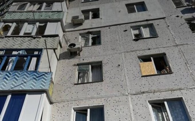 Окупанти знову били по житлових кварталах Херсонщини, 2 людини загинули. ВІДЕО+ФОТОрепортаж Окупанти-знову-били-по-житлових-кварталах-Херсонщини,-2-людини-загинули.-ВІДЕО+ФОТОрепортаж