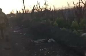 Росіянин показав “дорогу смерті”: поле бою всіяне трупами окупантів. ВIДЕО Росіянин-показав-“дорогу-смерті”:-поле-бою-всіяне-трупами-окупантів.-ВiДЕО