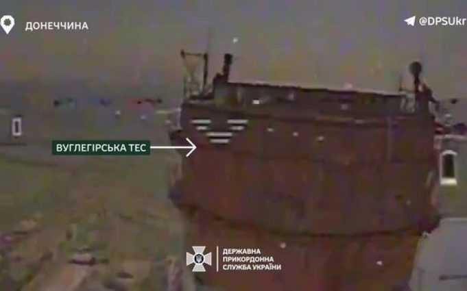 Прикордонники знищили засоби зв’язку і БТР противника. ВIДЕО Прикордонники-знищили-засоби-зв’язку-і-БТР-противника.-ВiДЕО