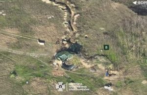 Дрони прикордонників уразили авто та позицію окупантів на Південному напрямку. ВIДЕО Дрони-прикордонників-уразили-авто-та-позицію-окупантів-на-Південному-напрямку.-ВiДЕО