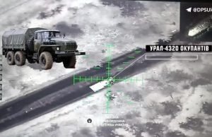 Прикордонники знищили “Урал” та “Камаз” окупантів на Бахмутському напрямку. ВIДЕО Прикордонники-знищили-“Урал”-та-“Камаз”-окупантів-на-Бахмутському-напрямку.-ВiДЕО