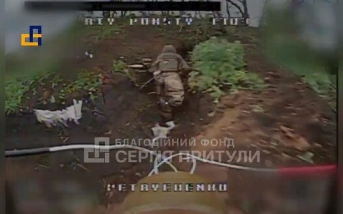 Дрони-камікадзе атакували щонайменше 9 окупантів. ВIДЕО Дрони-камікадзе-атакували-щонайменше-9-окупантів.-ВiДЕО