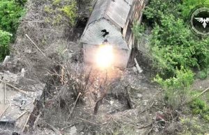 Будівля з окупантами розлітається на друзки після прильоту українського дрона. ВIДЕО Будівля-з-окупантами-розлітається-на-друзки-після-прильоту-українського-дрона.-ВiДЕО