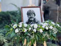 Громада попрощалася із Героєм Дмитром Громовим