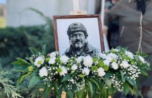 Громада попрощалася із Героєм Дмитром Громовим