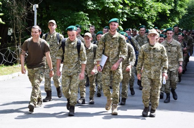 На Волині звільнили в запас ЗСУ строковиків-прикордонників На Волині звільнили в запас ЗСУ строковиків-прикордонників