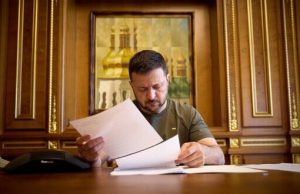 Не всіх, хто оновив дані, обов’язково відправлять на фронт, – Зеленський. ВIДЕО Не-всіх,-хто-оновив-дані,-обов’язково-відправлять-на-фронт,-–-Зеленський.-ВiДЕО