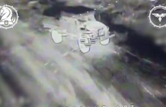 Бійці 47 ОМБр знищили два танки Т-72, один Т-90 і ще кілька одиниць важкої техніки... Бійці-47-ОМБр-знищили-два-танки-Т-72,-один-Т-90-і-ще-кілька-одиниць-важкої-техніки.