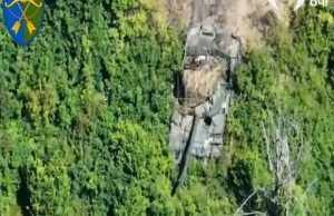 Бійці 23 ОМБр знищили два танки та легкове авто окупантів на Харківському напрямку. ВIДЕО Бійці-23-ОМБр-знищили-два-танки-та-легкове-авто-окупантів-на-Харківському-напрямку.-ВiДЕО