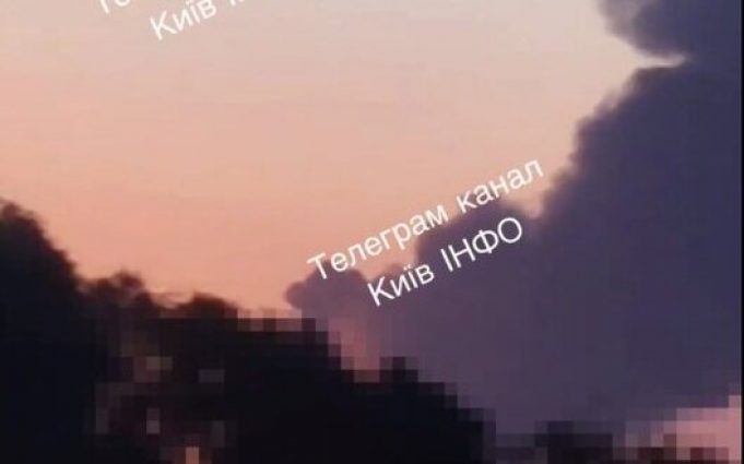 На Київщині внаслідок ворожої атаки горить промисловий об’єкт. ВIДЕО На-Київщині-внаслідок-ворожої-атаки-горить-промисловий-об’єкт.-ВiДЕО