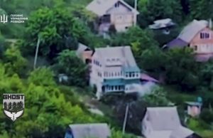 Розвідники нищать російську піхоту і техніку на Харківщині. ВIДЕО Розвідники-нищать-російську-піхоту-і-техніку-на-Харківщині.-ВiДЕО