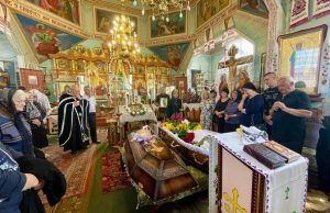 Нововолинська громада назавжди попрощалася із військовослужбовцем Миколою Бадзюнем Нововолинська-громада-назавжди-попрощалася-із-військовослужбовцем-Миколою-Бадзюнем