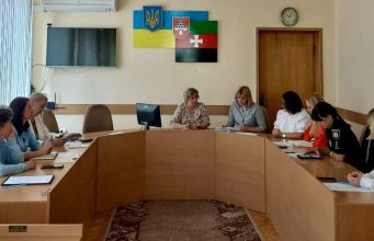 Відбулося засідання комісії з питань захисту прав дитини Відбулося-засідання-комісії-з-питань-захисту-прав-дитини