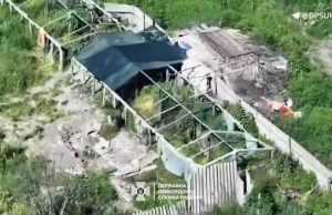 Прикордонники FPV-дронами завдали влучних ударів по позиціях противника на Півдні. ВIДЕО Прикордонники-fpv-дронами-завдали-влучних-ударів-по-позиціях-противника-на-Півдні.-ВiДЕО