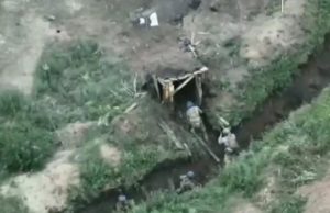 Штурм та зачистка ворожого опорника на Харківщині бійцями 36-ї ОБрМП. ВIДЕО Штурм-та-зачистка-ворожого-опорника-на-Харківщині-бійцями-36-ї-ОБрМП.-ВiДЕО