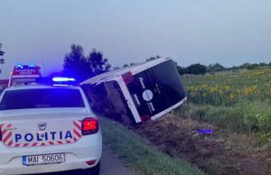У Румунії перевернувся автобус з українцями. ВIДЕО У-Румунії-перевернувся-автобус-з-українцями.-ВiДЕО