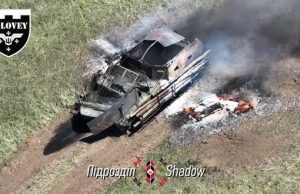 Українські захисники знищили ворожу БМП-1 після того, як вона підірвалася на міні. ВIДЕО Українські-захисники-знищили-ворожу-БМП-1-після-того,-як-вона-підірвалася-на-міні.-ВiДЕО