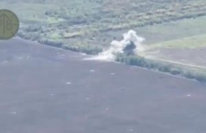 Сили оборони виявили та уразили ворожий танк. ВIДЕО Сили-оборони-виявили-та-уразили-ворожий-танк.-ВiДЕО