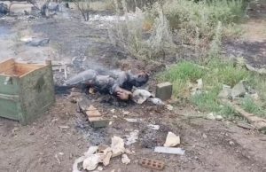 Обгоріле тіло окупанта ще димить, після атаки українських воїнів. ВIДЕО 18+ Обгоріле-тіло-окупанта-ще-димить,-після-атаки-українських-воїнів.-ВiДЕО-18+