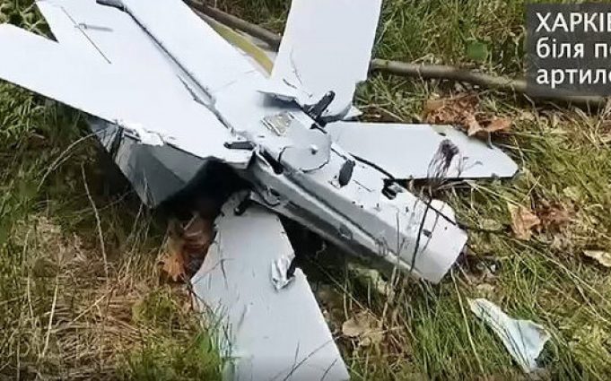 На Харківщині за допомогою РЕБ “Ай-Петрі” нейтралізували російський ударний дрон “Ланцет”. ВIДЕО На-Харківщині-за-допомогою-РЕБ-“Ай-Петрі”-нейтралізували-російський-ударний-дрон-“Ланцет”.-ВiДЕО