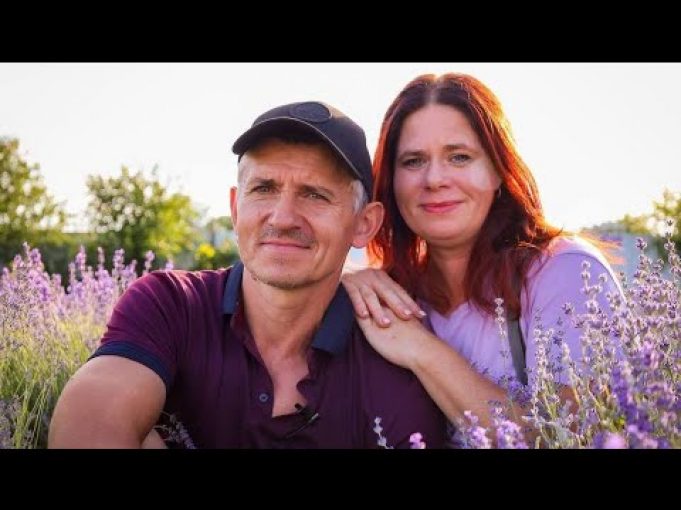 Родина Зізяв засадила лавандове поле у Нововолинську (ВІДЕО) Родина Зізяв засадила лавандове поле у Нововолинську (ВІДЕО)