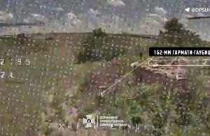 Прикордонники знищили гармати та вантажівки окупантів на Бахмутському напрямку. ВIДЕО Прикордонники-знищили-гармати-та-вантажівки-окупантів-на-Бахмутському-напрямку.-ВiДЕО