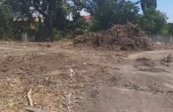 Рашисти повністю демонтували табір в окупованому Маріуполі, знищили всі дерева. ВIДЕО Рашисти-повністю-демонтували-табір-в-окупованому-Маріуполі,-знищили-всі-дерева.-ВiДЕО