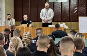 У Нововолинську привітали працівників поліції з професійним святом У-Нововолинську-привітали-працівників-поліції-з-професійним-святом