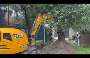 У Володимирі на вулиці Стуса прокладають водогін (ВІДЕО) У Володимирі на вулиці Стуса прокладають водогін (ВІДЕО)