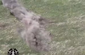 Окупант знищений подвійною атакою українського дрона та міномета. ВIДЕО Окупант-знищений-подвійною-атакою-українського-дрона-та-міномета.-ВiДЕО