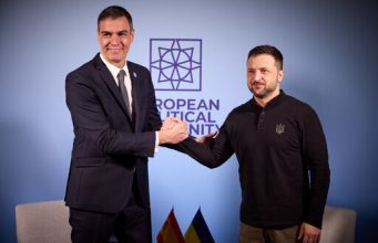 Зеленський обговорив із Санчесом терміни надходження озброєння. ВIДЕО Зеленський-обговорив-із-Санчесом-терміни-надходження-озброєння.-ВiДЕО