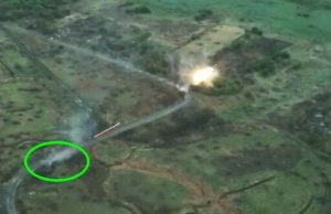 Екіпаж БМП Bradley викурює окупантів із переліску. ВIДЕО Екіпаж-БМП-bradley-викурює-окупантів-із-переліску.-ВiДЕО