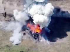 Наші воїни дроном-камікадзе “Дикі Шершні” знищили російський танк-сарай. ВIДЕО Наші-воїни-дроном-камікадзе-“Дикі-Шершні”-знищили-російський-танк-сарай.-ВiДЕО