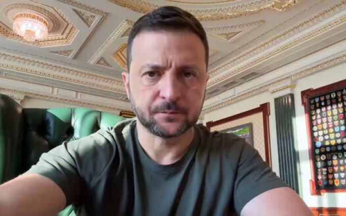 Поступово ми наближаємося до можливості застосовувати свої ракети, – Зеленський. ВIДЕО Поступово-ми-наближаємося-до-можливості-застосовувати-свої-ракети,-–-Зеленський.-ВiДЕО
