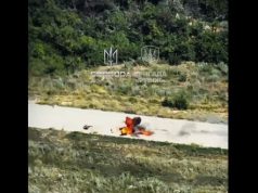 Український FPV-дрон наздоганяє російського окупанта на мотоциклі. ВIДЕО Український-fpv-дрон-наздоганяє-російського-окупанта-на-мотоциклі.-ВiДЕО