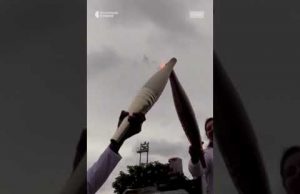 Snoop Dogg несе олімпійський вогонь #olympics (ВІДЕО) Snoop Dogg несе олімпійський вогонь #olympics (ВІДЕО)