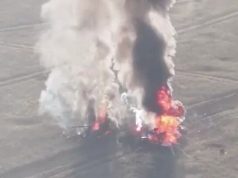 Десантники 79 бригади поцілили з дрона у БМП, яка була начинена ворожим БК. ВIДЕО Десантники-79-бригади-поцілили-з-дрона-у-БМП,-яка-була-начинена-ворожим-БК.-ВiДЕО