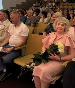 Напередодні-професійного-свята-у-Нововолинську-привітали-медичних-працівників Напередодні-професійного-свята-у-Нововолинську-привітали-медичних-працівників