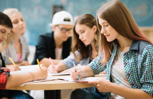 День молодіжного самоврядування 2024: спробуй себе в ролі працівника міської ради День-молодіжного-самоврядування-2024:-спробуй-себе-в-ролі-працівника-міської-ради