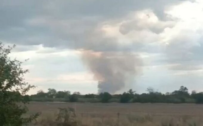 Пожежа поблизу селища Біюк-Онлар в окупованому Криму: “Аэродром въ#бали! Громко так! Страшно!”. ВIДЕО Пожежа-поблизу-селища-Біюк-Онлар-в-окупованому-Криму:-“Аэродром-въ#бали!-Громко-так!-Страшно!”.-ВiДЕО